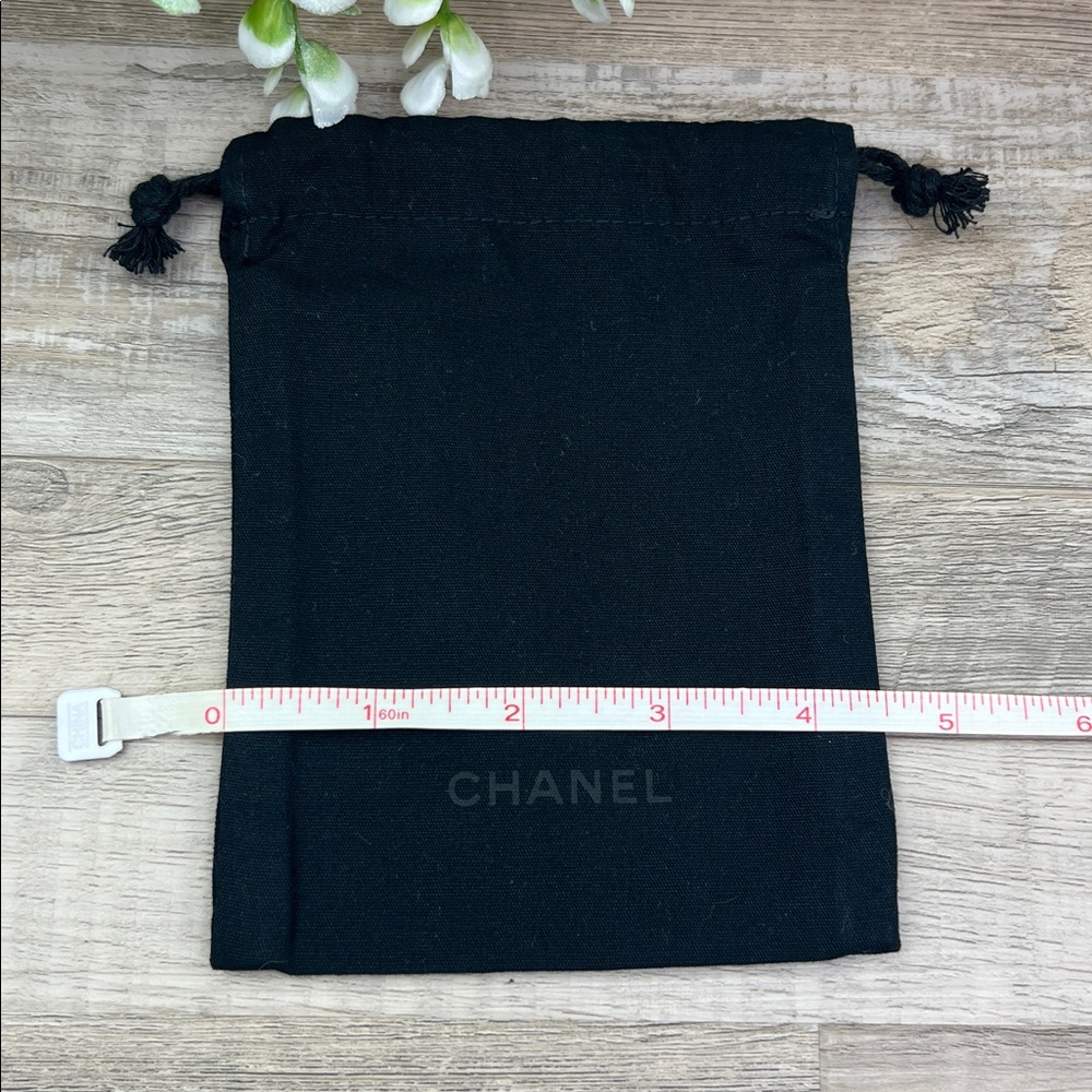 CHANEL Blank Card and Drawstring Pouch Gift Set - Picture 9 of 11